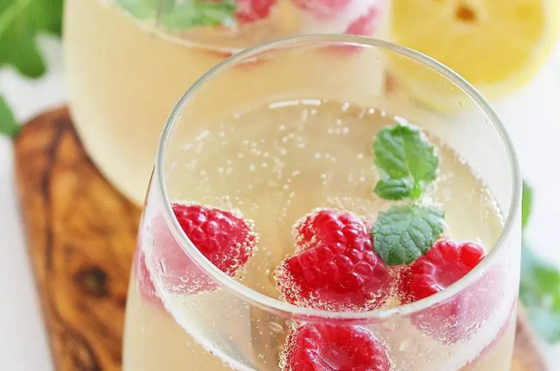 Raspberry Limoncello Prosecco Recipe