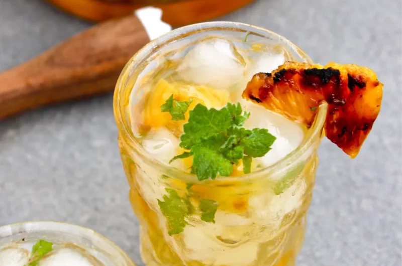 Grilled Pineapple Mojitos Recipe