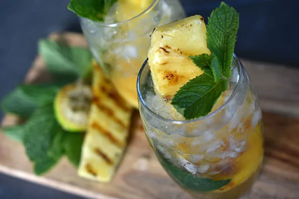 Grilled Pineapple Mojitos Recipe