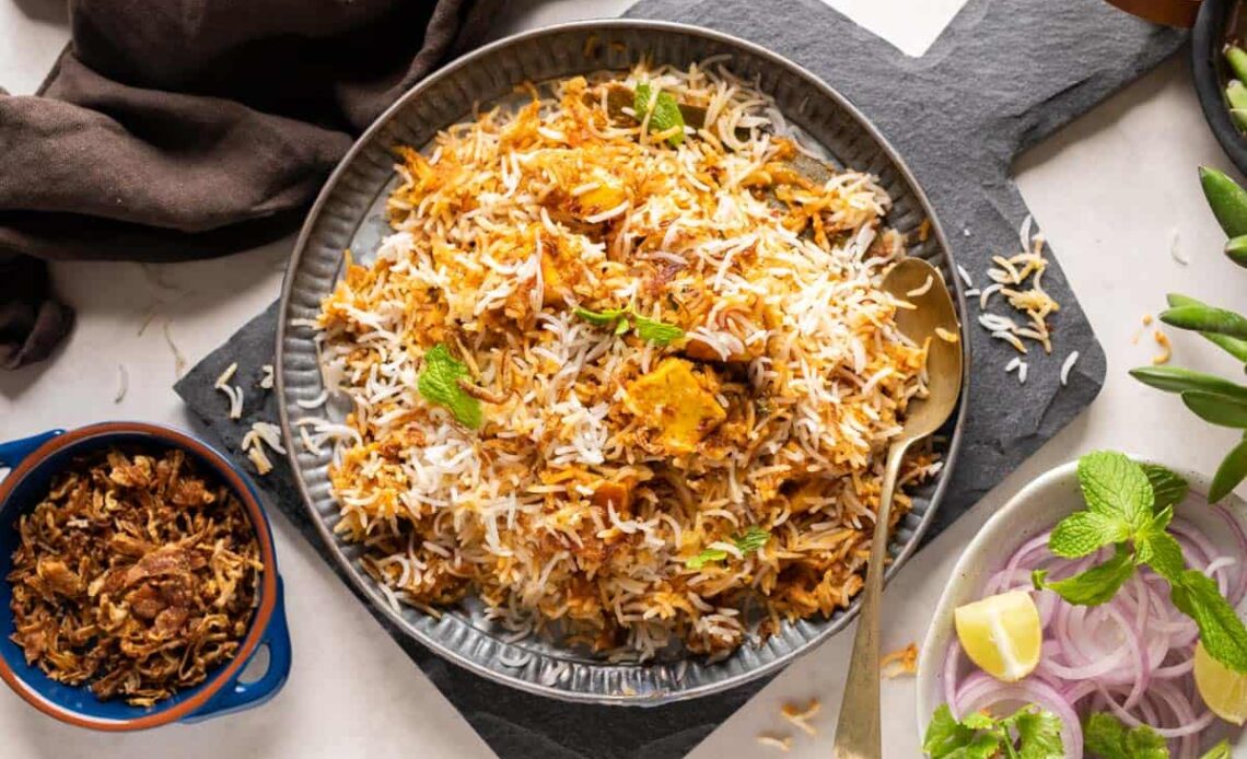 Makhni Paneer Biryani Recipe