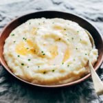 Christmas Special Instant Pot Garlic Mashed Potatoes 