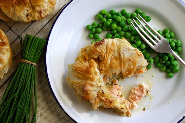 Salmon and caraway filo pies