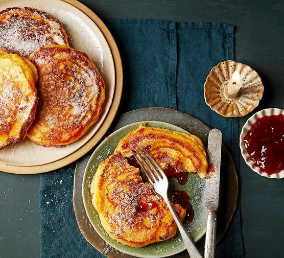 Jam doughnut pancakes