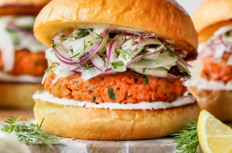 Superhealthy salmon burgers