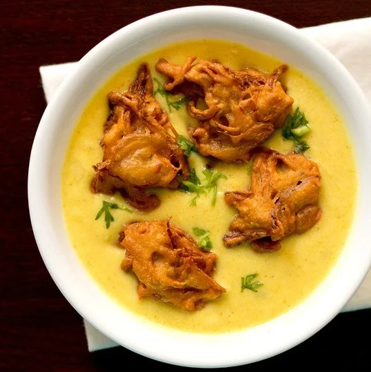 punjabi-kadhi-pakora-recipe-1