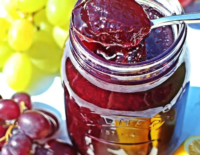 Grape Jelly Recipe: A Simple and Sweet Treat