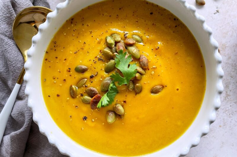 Cozy Butternut Squash Soup: A Must-Try for Autumn Recipe