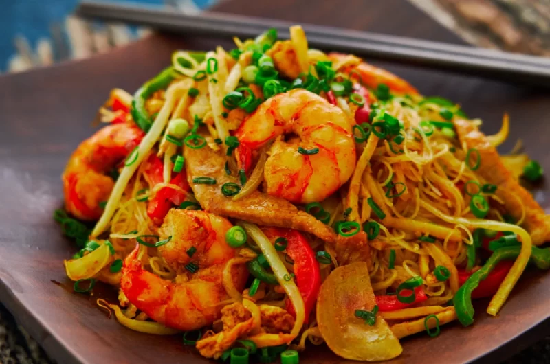 Singapore Noodle Curry Shrimp