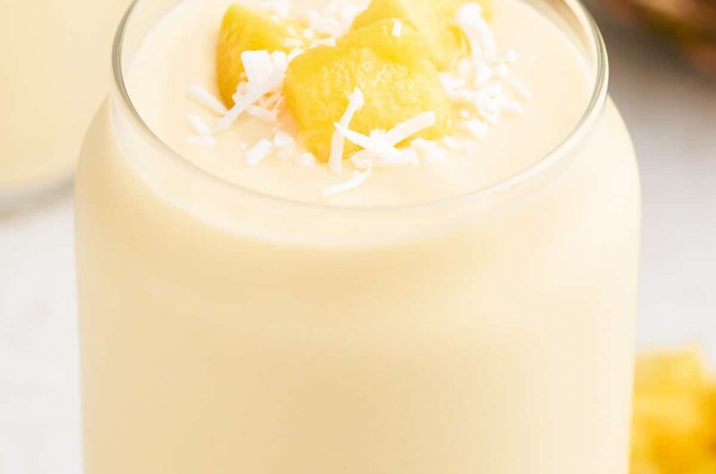 Mango Pineapple Smoothie (Creamy!)