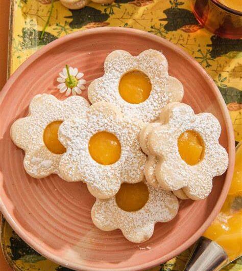 Lemon Curd Shortbread Cookies