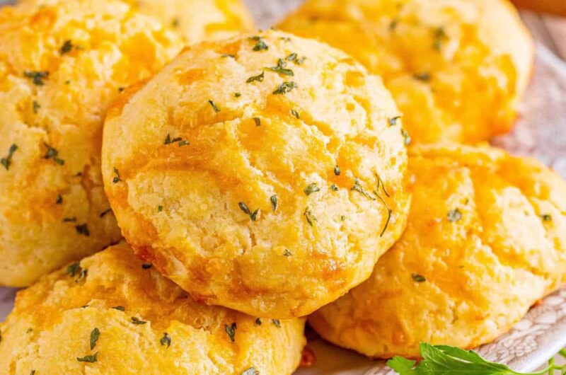 Red Lobster Cheddar Bay Biscuits