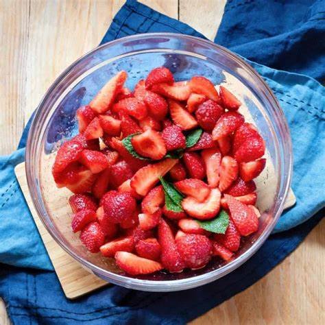 Italian Macerated Strawberries